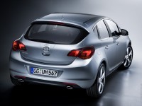 Opel Astra J photo