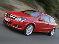 Opel Astra H GTC photo