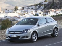 Opel Astra H GTC photo
