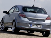 Opel Astra H GTC photo