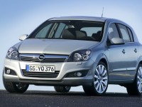 Opel Astra H photo