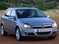 Opel Astra H photo
