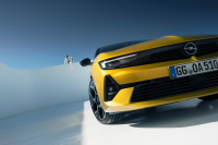 Opel Astra L photo
